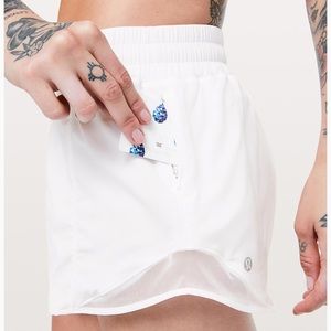 Lululemon hotty hot II long 4” inseam shorts